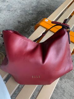 (Kategori: ) berada di . Dikirim oleh hazelpreloved_ (ID iklan 1384945071, Gambar 1). Deskripsi: .
