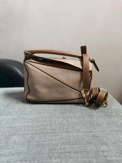 (Kategori: ) berada di . Dikirim oleh kiano_shoes2 (ID iklan 1384836703, Gambar 1). Deskripsi: .