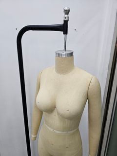 （分類：）位於 。 由 albert.79037 提交（商品編號 1384891795，圖片 1）。簡介： 。
