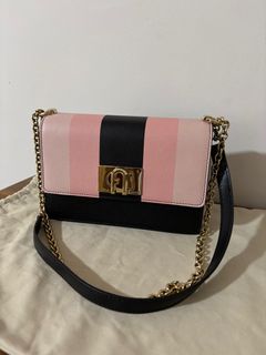 (Category: ) located in . Submitted by mylittlemood (Listing ID 1384894125, Image 1). Description: .