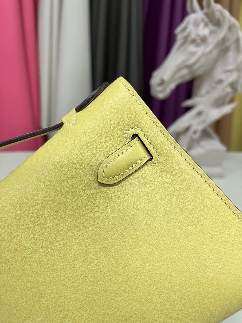 Hermes Kelly Pochette Swift Yellow (Category: Luxury Bags & Wallets) located in Pasig City. Submitted by wmsbags_2 (Listing ID 1385028303, Image 3). Description: VIP HANDMADE ✅Perfect workmanship ✅Fully hand stitched ✅Fine stamp & Code ✅100% Hardware materials structured ✅Real Leather ✅We do deliver (any) ✅ or meet up ( metro manila area) ✅We shipp all nationwide ✅Complete Inclusion MODE OF PAYMENT 📌CREDIT CARD & Cash accepted 📌Gcash or Bank tr
