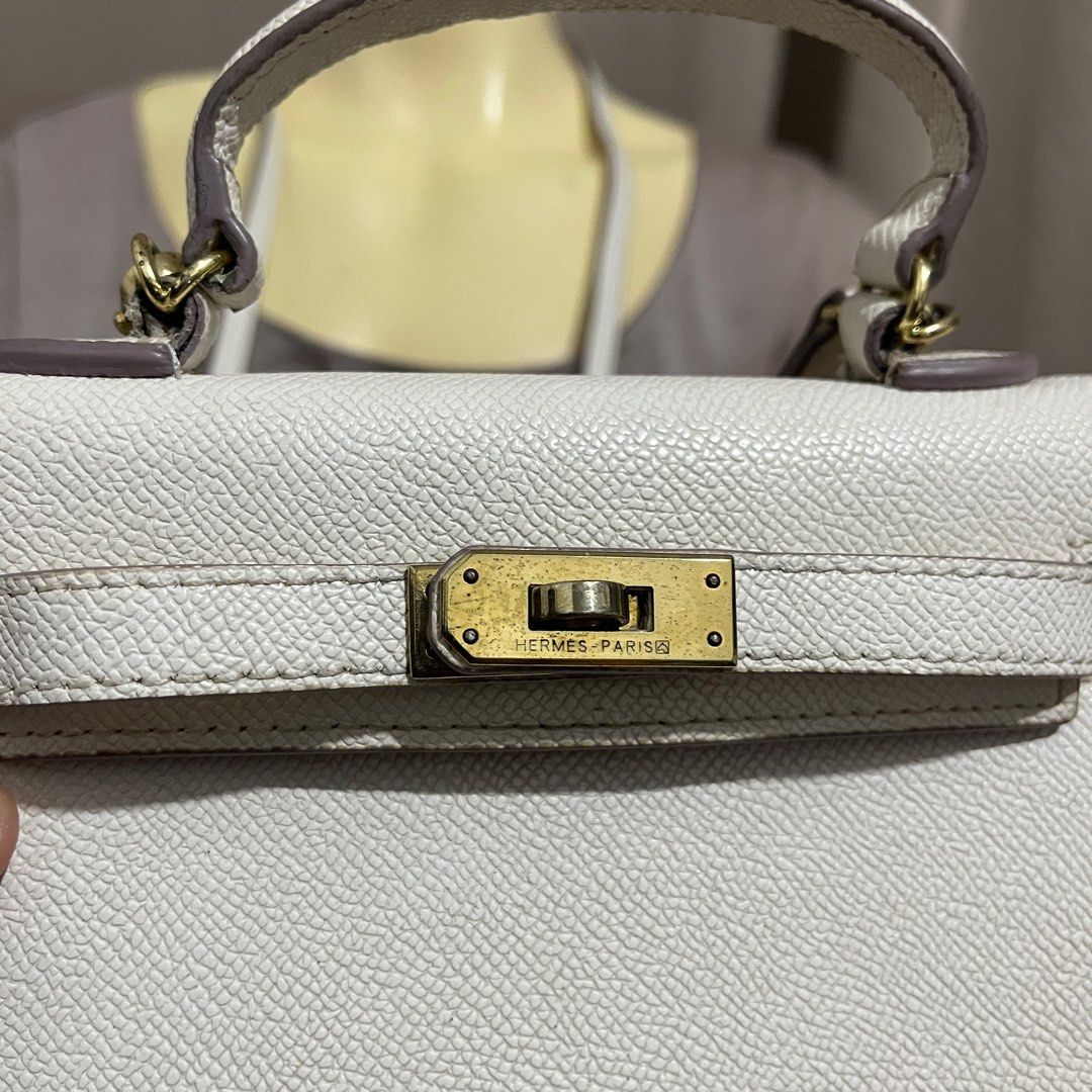 Hermes Mini Kelly Sling Bag (Category: Luxury Bags & Wallets) located in Cabadbaran. Submitted by dfgthriftology (Listing ID 1385000844, Image 3). Description: .