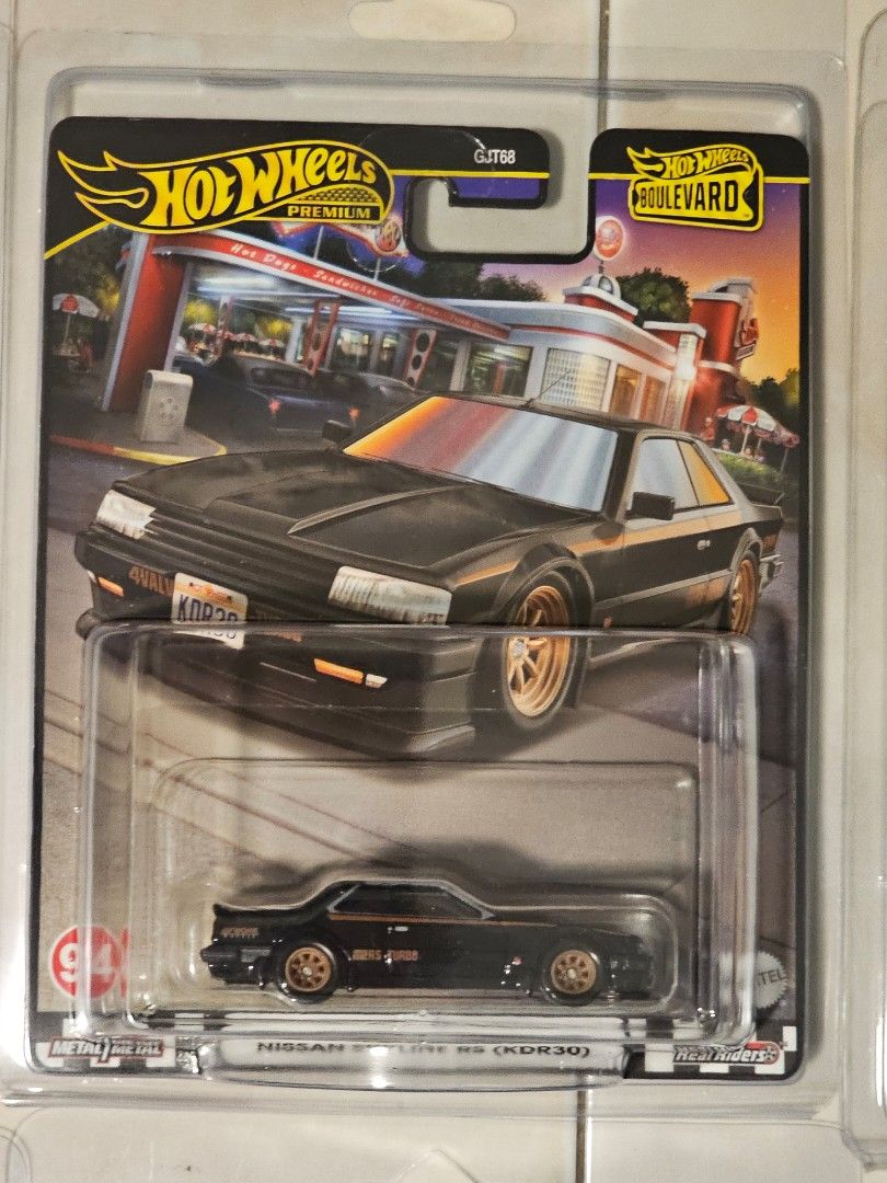 Hot Wheels Boulevard Nissan Skyline RS (KDR30), Hobbies &amp; Toys, Toys ...