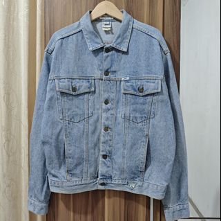 (Kategori: ) berada di . Dikirim oleh lomarithrift (ID iklan 1384951284, Gambar 1). Deskripsi: .