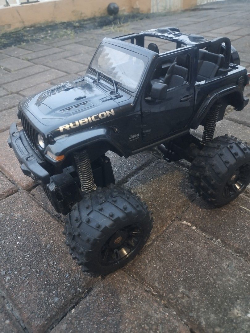 Jeep Rubicon 1/14 scale (Category: Remote Control Toys) located in Las Pinas. Submitted by the_recycle_shop (Listing ID 1384955401, Image 1). Description: big size no.remote control selling as is not tested.