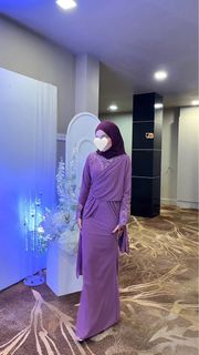 (Category: ) located in . Submitted by pwincesswardrobe (Listing ID 1384961560, Image 1). Description: .
