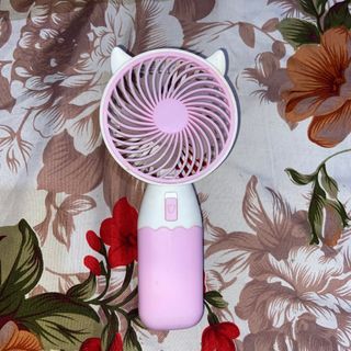 (Kategori: ) berada di . Dikirim oleh yensllhii (ID iklan 1384909681, Gambar 1). Deskripsi: .