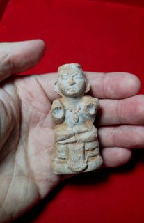 (Category: ) located in . Submitted by at88_amuletthai88 (Listing ID 1384922236, Image 1). Description: .