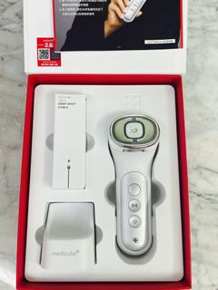 （分類：）位於 。 由 xpinkloverx 提交（商品編號 1384932470，圖片 1）。簡介： 。