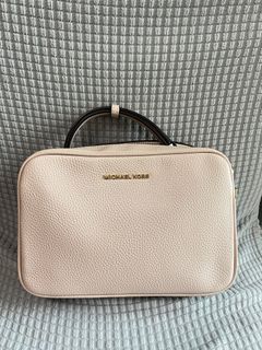 （分類：）位於 。 由 Tuliphk1 提交（商品編號 1384949327，圖片 1）。簡介： 。