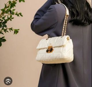 (Kategori: ) berada di . Dikirim oleh natasya2803 (ID iklan 1384960756, Gambar 1). Deskripsi: .