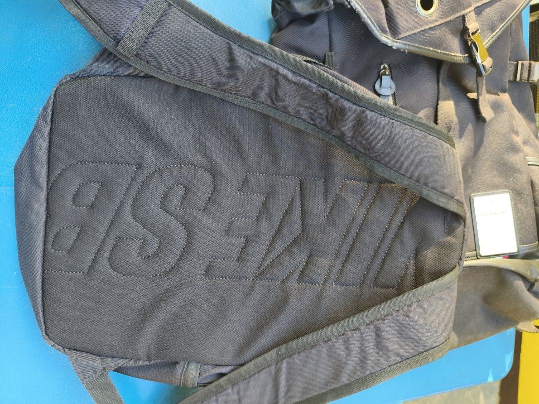 Nike SB Backpack (Category: Backpacks) located in Muntinlupa City. Submitted by prime_finder (Listing ID 1384896570, Image 3). Description: Nike SB Backpack 480 fixed walang tawad.