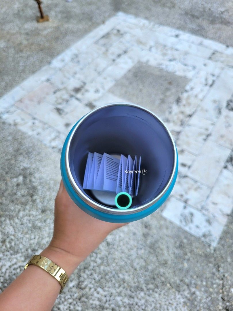 Owala 32oz FreeSip "SKI SLOPES" 💙☁️ (Category: Water Bottles & Tumblers) located in Quezon City. Submitted by Kayreen (Listing ID 1384898751, Image 3). Description: • Stainless steel insulated bottle. • Leak-proof lid. • Patented FreeSip spout with a built-in straw that lets you sip or swig. • BPA , lead and Phthalate-free. • Wide opening for cleaning and adding ice. • with convenient carry loop that also doubles as a lock when closed. • Manufac