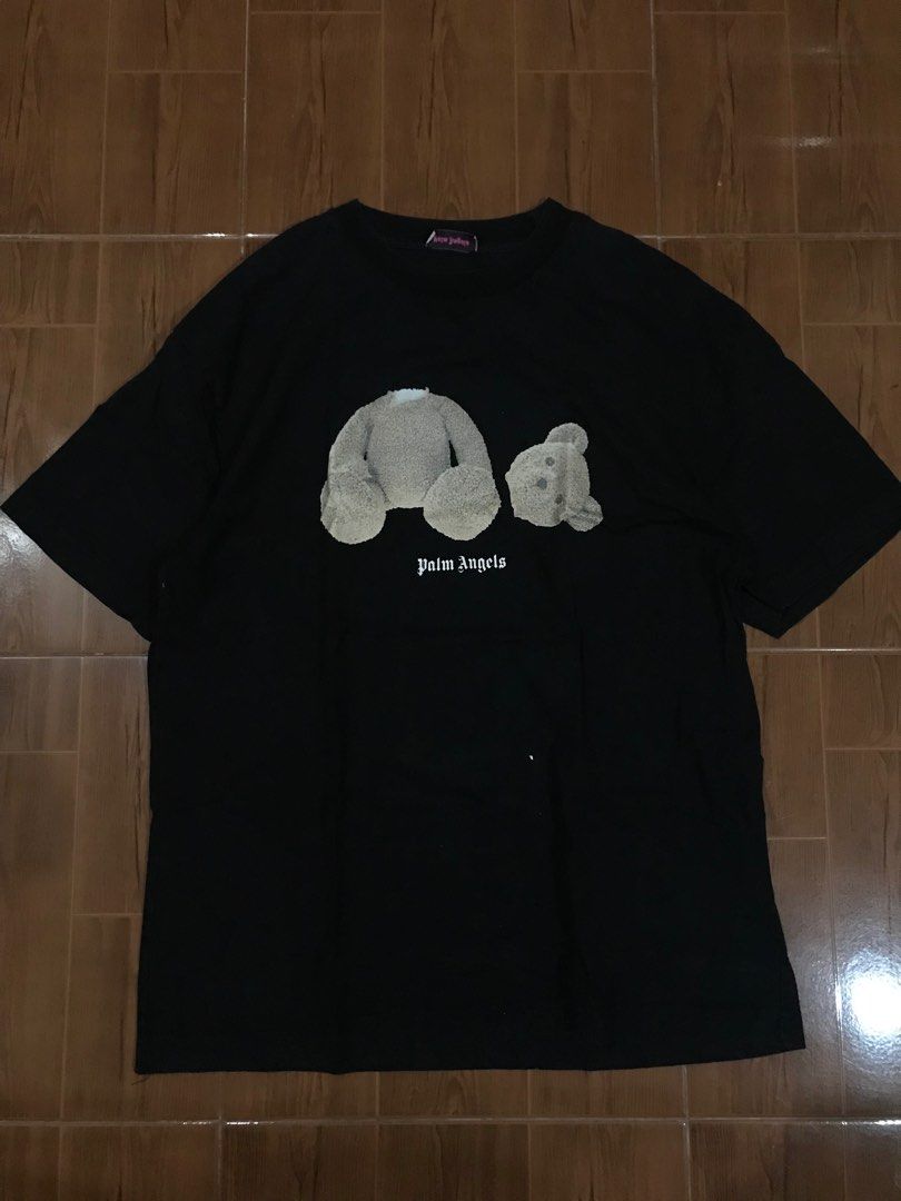 Palm Angels (Category: Tshirts & Polo Shirts ) located in Naga. Submitted by secondspin.thrift (Listing ID 1384993582, Image 2). Description: Size XL Good condition No issue .
