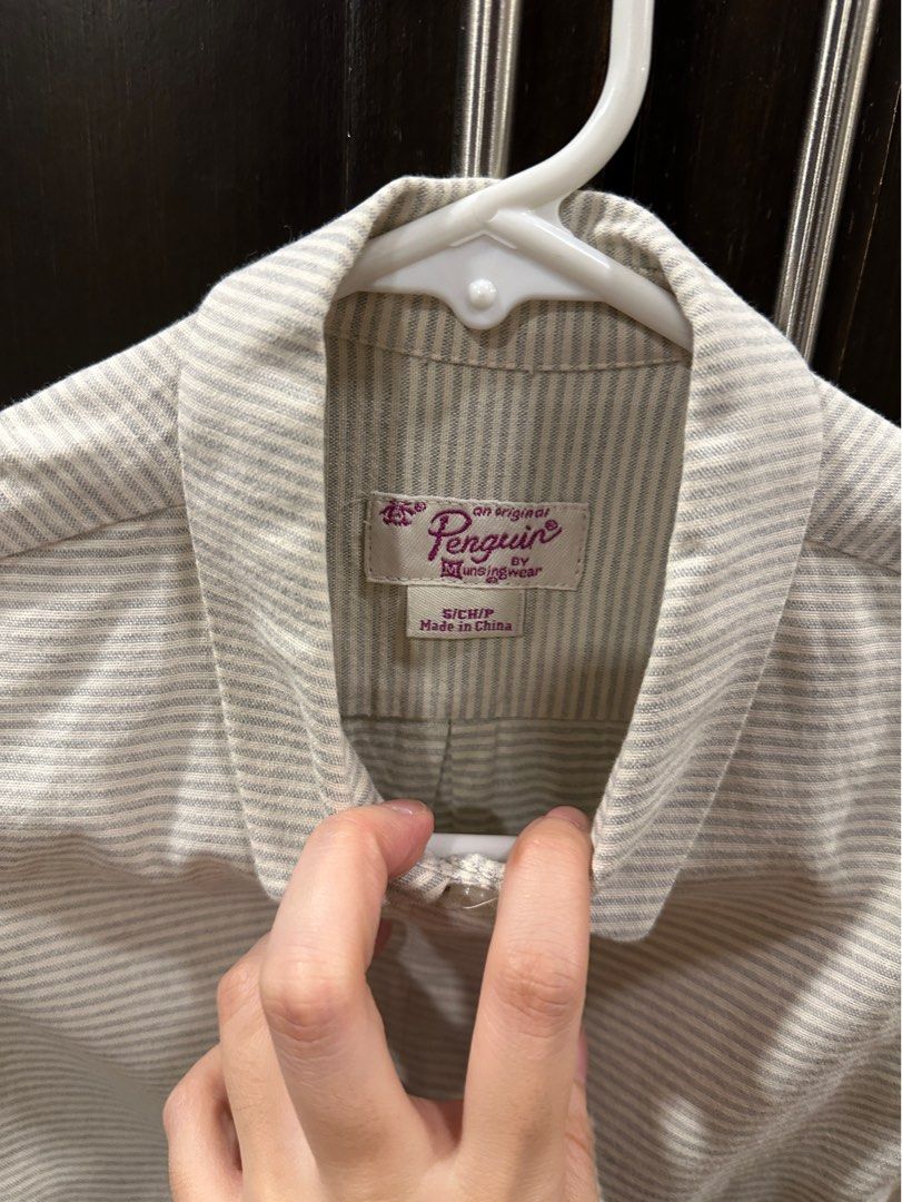 Penguin sleeveless top (Category: Blouses) located in Makati City. Submitted by declutterme19 (Listing ID 1385012535, Image 2). Description: .