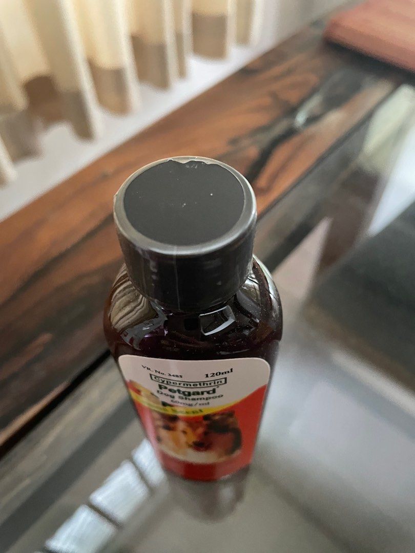 Petgard Dog Shampoo (sealed) 120mL (Category: Health & Grooming) located in Paranaque City. Submitted by sidrasells (Listing ID 1384897958, Image 3). Description: Medium size. No longer needed. My dog passed away yesterday :( Original price 124 pesos.
