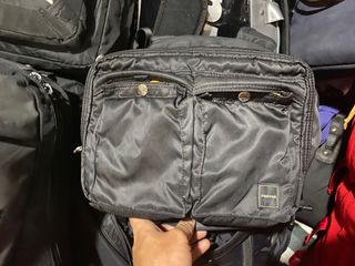 (Kategori: ) berada di . Dikirim oleh gudang_tas_palu (ID iklan 1384896283, Gambar 1). Deskripsi: .
