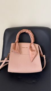 (Kategori: ) berada di . Dikirim oleh silver_hera (ID iklan 1384919936, Gambar 1). Deskripsi: .