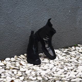 (Kategori: ) berada di . Dikirim oleh theshoedrop.id (ID iklan 1385025543, Gambar 1). Deskripsi: .