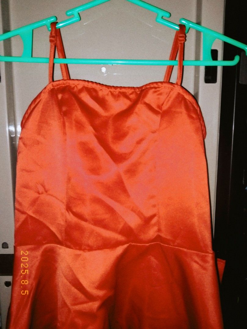 Red ribbon dress (Category: Dresses) located in Ligao. Submitted by rinaaaroo (Listing ID 1384993495, Image 2). Description: Used this once on my bday and it's in really good condition -No bogus buyer. Do not order, or comment if not sure buyer. - Shipping fee is always shouldered by the buyer. NO FREE SHIPPING, NO COD - Strictly payment first - Courier: J&T RFS: Decluttering :).