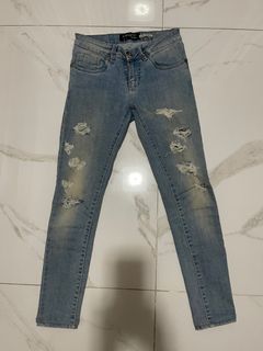 (Kategori: ) berada di . Dikirim oleh fashpreloved (ID iklan 1384967813, Gambar 1). Deskripsi: .