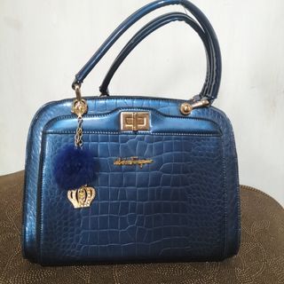 (Kategori: ) berada di . Dikirim oleh stumpuk_style (ID iklan 1384885751, Gambar 1). Deskripsi: .