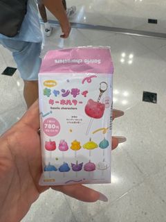 （分類：）位於 。 由 na705 提交（商品編號 1384966912，圖片 1）。簡介： 。