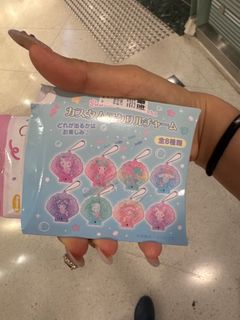 （分類：）位於 。 由 na705 提交（商品編號 1384966305，圖片 1）。簡介： 。