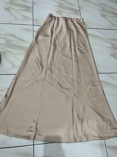 (Kategori: ) berada di . Dikirim oleh preloved_veroclaudiaa (ID iklan 1384998577, Gambar 1). Deskripsi: .