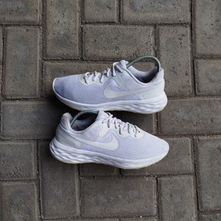 (Kategori: ) berada di . Dikirim oleh step.upshoes (ID iklan 1384982194, Gambar 1). Deskripsi: .