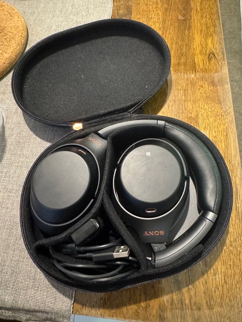 Sony WH-1000XM3 (Category: Headphones & Headsets) located in Makati City. Submitted by sxperiaz777 (Listing ID 1385040562, Image 1). Description: Please see details here https://www.sony-mea.com/en/electronics/support/wireless-headphones-bluetooth-headphones/wh-1000xm3/specifications RFS: not used by my daughter. Prefers earphones. No swap!.