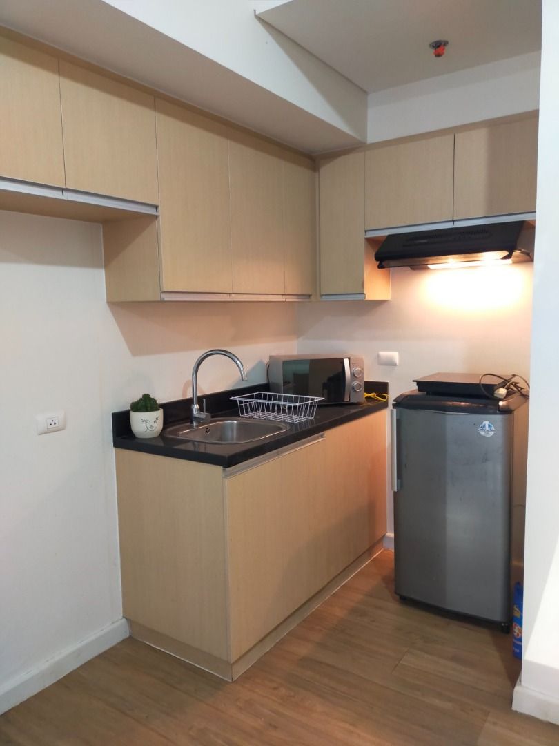 Spacious Studio Unit - The Lerato at Makati City (Category: Apartments & Condos) located in Manila. Submitted by call_09053601049 (Listing ID 1384857518, Image 3). Description: 🌿 FOR SALE: Studio Unit at The Lerato, Makati City Studio Unit | Furnished | 15th Floor | Immediate Sale 📍 Malugay St., Makati City (Near Assembly Grounds Mall & Ayala Ave.) 💰 ₱5,000,000 📐 30 sqm | Studio | 15th Floor | Furnished | Clean Title 🛋️ Unit Features: ✅ Cozy