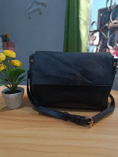(Kategori: ) berada di . Dikirim oleh hapsarigamma (ID iklan 1384841943, Gambar 1). Deskripsi: .