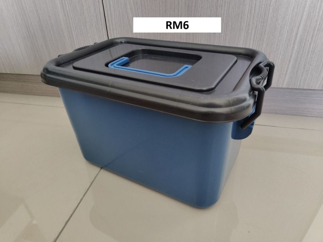 Storage boxes (Category: Storage Boxes & Baskets) located in Kuala Lumpur. Submitted by kei_0525 (Listing ID 1384894850, Image 1). Description: .
