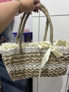 (Kategori: ) berada di . Dikirim oleh preloved_veroclaudiaa (ID iklan 1385021083, Gambar 1). Deskripsi: .