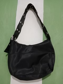 (Kategori: ) berada di . Dikirim oleh camelasyah78121 (ID iklan 1384983064, Gambar 1). Deskripsi: .