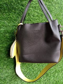 (Kategori: ) berada di . Dikirim oleh sarangpassion.id (ID iklan 1384932534, Gambar 1). Deskripsi: .