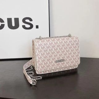 (Kategori: ) berada di . Dikirim oleh yacollection (ID iklan 1384847204, Gambar 1). Deskripsi: .