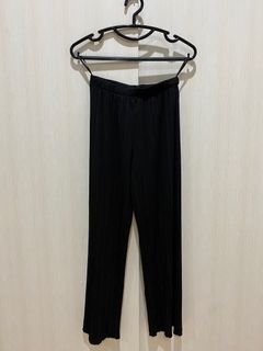 (Kategori: ) berada di . Dikirim oleh ruepreloved79 (ID iklan 1384937310, Gambar 1). Deskripsi: .
