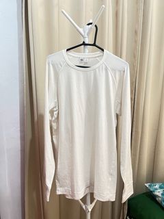 (Kategori: ) berada di . Dikirim oleh bloomclothing (ID iklan 1384982869, Gambar 1). Deskripsi: .