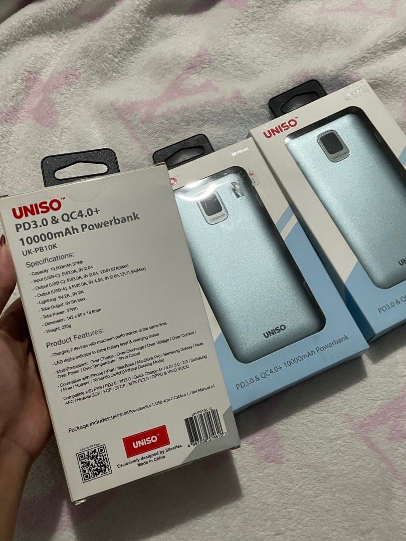 UNISO 10000mah Powerbank (Category: Batteries & Power Banks) located in Valenzuela. Submitted by riri_21 (Listing ID 1384964720, Image 3). Description: Brandnew Sealed UNISO Powerbank 10000mah.