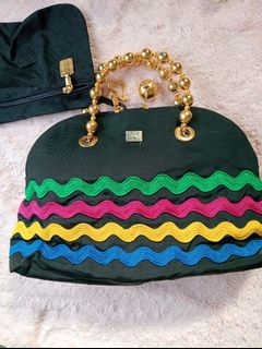 (Category: ) located in . Submitted by cuevasfeb (Listing ID 1384931635, Image 1). Description: .