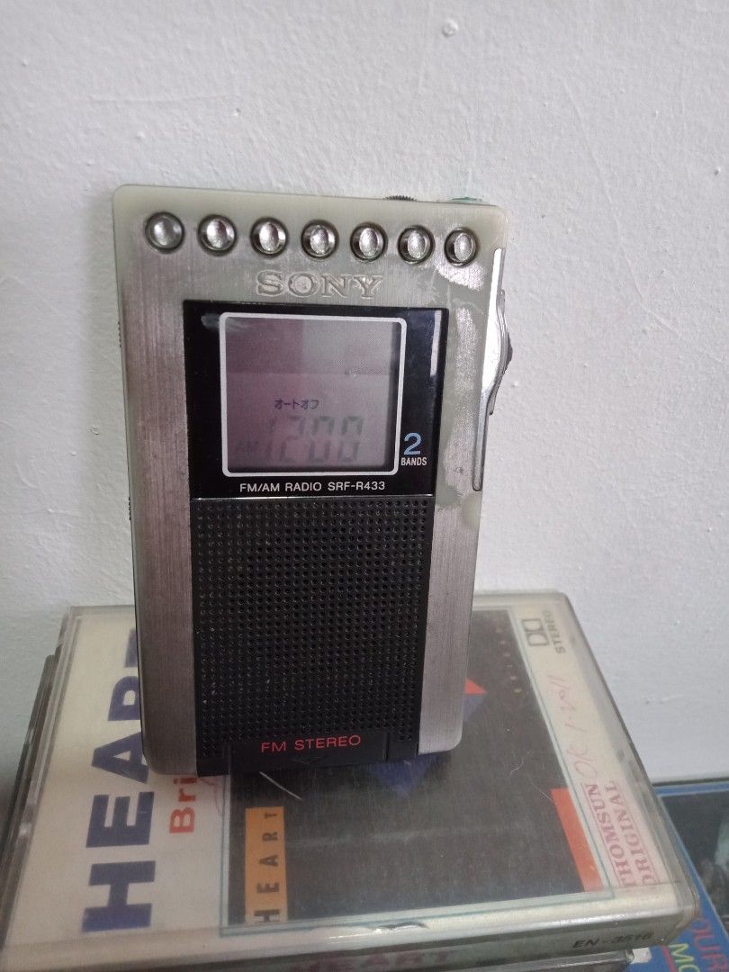 Walkman/ amfm receiver / recorder (Category: Portable Music Players) located in Bulacan. Submitted by dyazpuzhpley021577r (Listing ID 1384837397, Image 3). Description: pirce starts at 600 and up some with iisue mostly working.