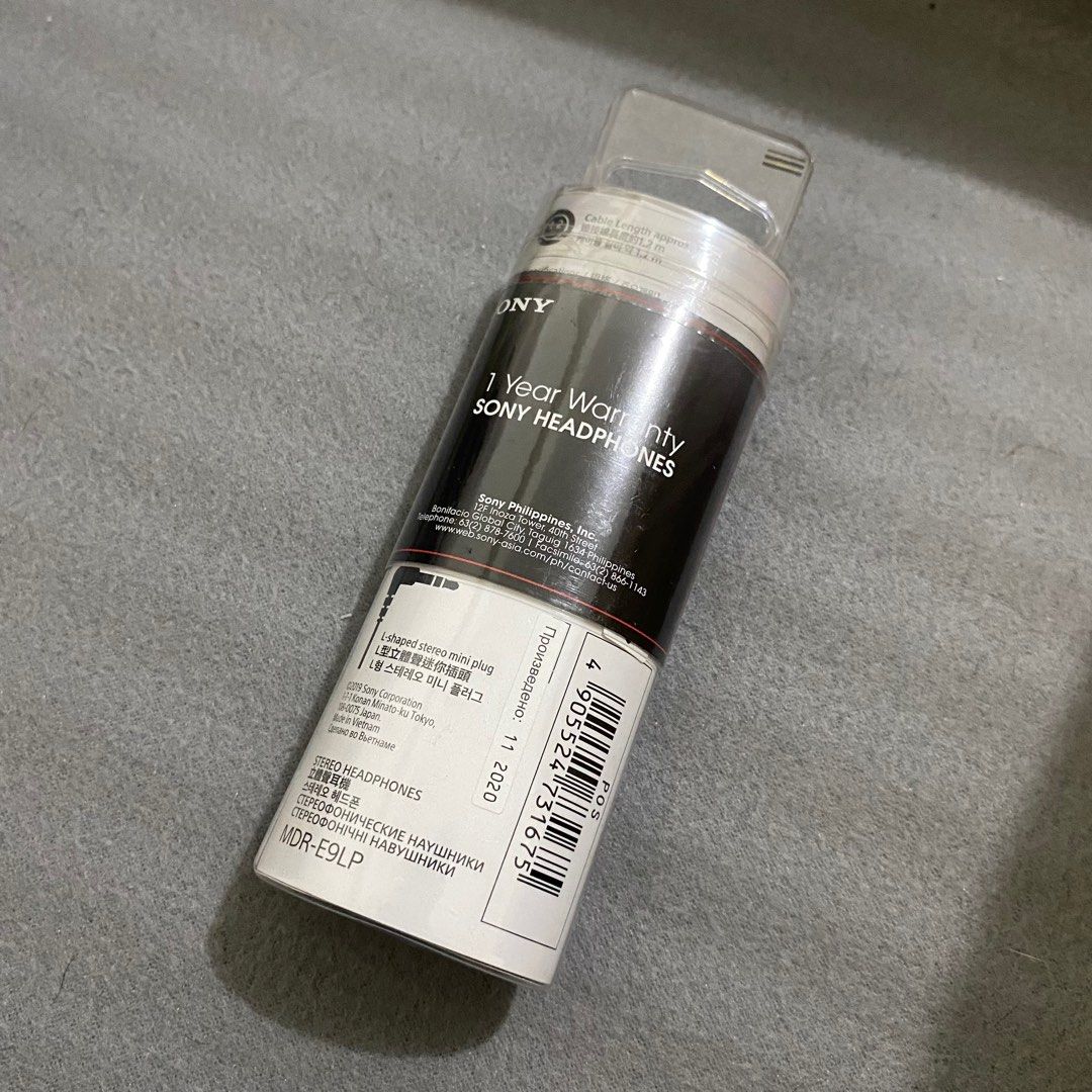 Wired Earphones: Baseus Encok C17, Sony MDR-E9LP (Category: Earphones) located in Pasig City. Submitted by suzybany (Listing ID 1384878742, Image 3). Description: Php 120: Baseus (Type C) - only opened but never used bc its not compatible with my phone Php 270: Sony (13.5mm Jack) - sealed.