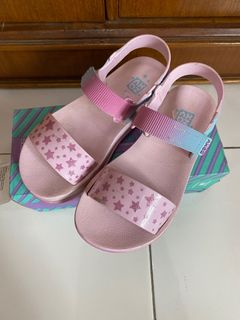 (Kategori: ) berada di . Dikirim oleh kikisaadah (ID iklan 1384865827, Gambar 1). Deskripsi: .
