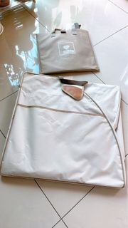 由 maggieifashion (刊登 ID 1385109853，圖片 1) 提交，位於 的 (類別：)，說明：。