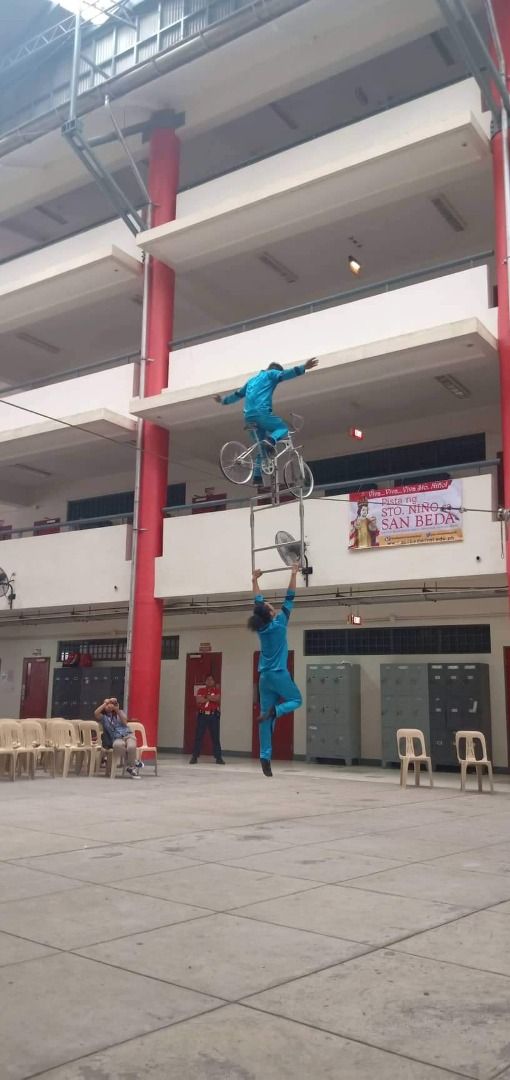 Acrobatics show with high wire walker and bicycle act (Category: Infant Playtime) located in Muntinlupa City. Submitted by acrobaticsperformers (Listing ID 246503972, Image 2). Description: use for fiesta, corporate event, birthday party, or entertainment one hour performance with six performers additional charges for outside Manila Facebook page Partyberks look for Jongco Jannet add ons: stilt walkers unicyclist juggler mime Human statue Higante