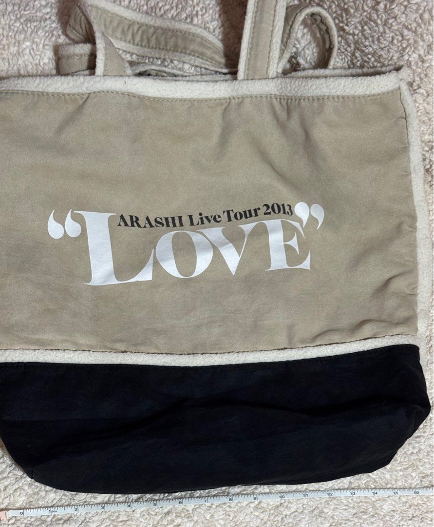 Arashi Tote Bag (Category: Luxury Bags & Wallets) located in General Trias. Submitted by familyisasoultribe (Listing ID 1385055016, Image 1). Description: Available as long wala pa nakalagay na sold po :) 🧿Location is General Trias, Cavite🧿 RFS: Decluttering Original (wala naman fake na Arashi items 😂 ) from Japan, spare ko na lang, planning to sell other Arashi stuffs and Magazine nila Sho hahaha. Cash On Pick Up - pwede check to sawa if pick