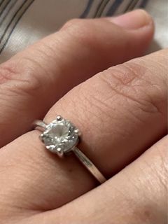 (Category: ) located in . Submitted by ashley_18 (Listing ID 1385049258, Image 1). Description: .