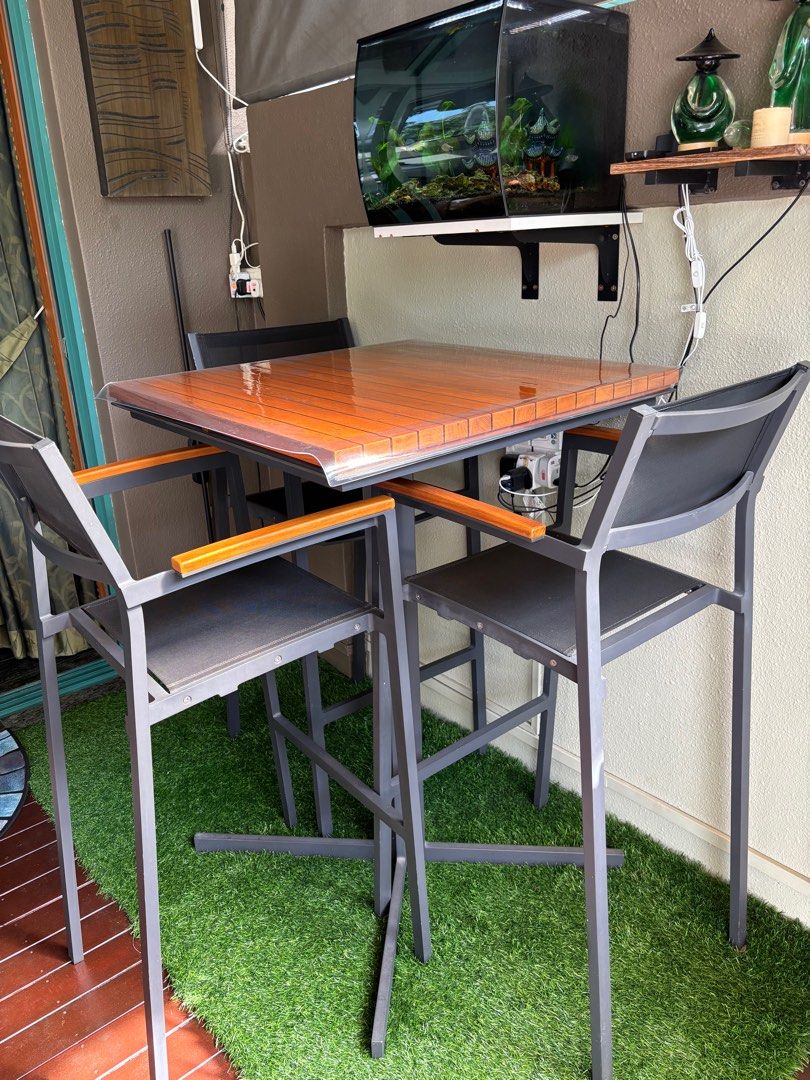 Bar table (Category: Tables & Sets) located in Singapore. Submitted by pisces66 (Listing ID 1385104789, Image 1). Description: Well kept barely used high table with 3 chairs. Bought from Boulevard. Ideal for small corners/ balconies. Self pick up please from Bedok south. Will consider reasonable offer. .
